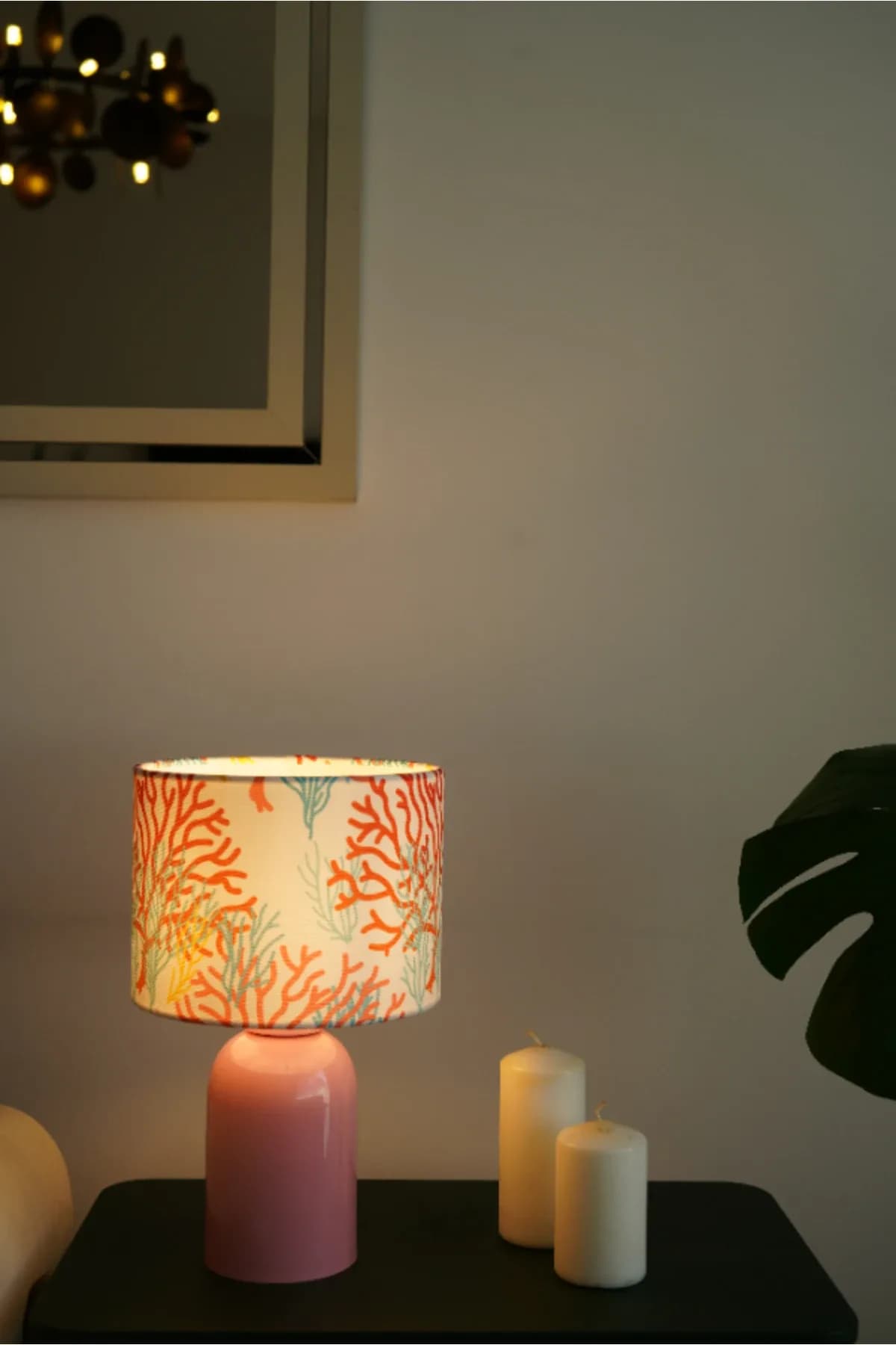 Pembe Ayaklı Deniz Börülcesi Baskı Kumaş Şapkalı Şık Yatak Odası Salon Abajur Özel Modern