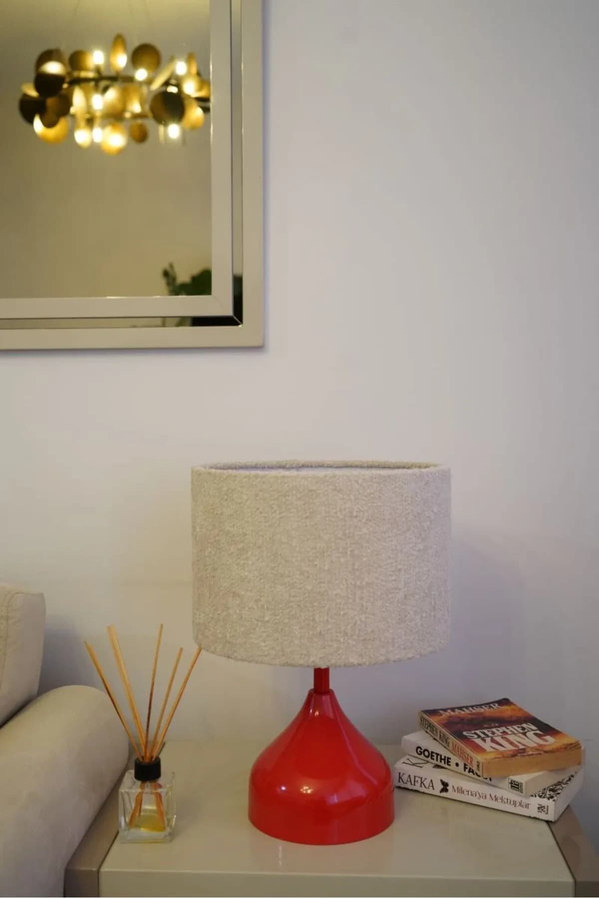 Kırmızı Ayaklı Dokuma Bal Şapkalı El Yapımı Abajur Masa Lambası Salon Yatak Odası