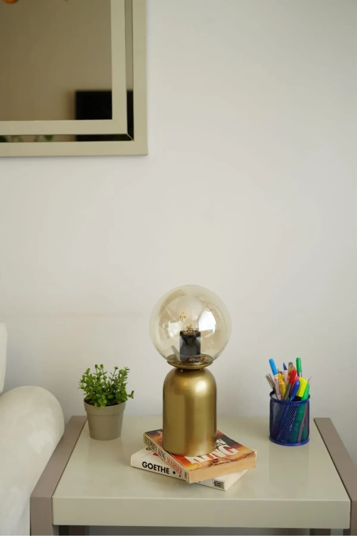 Eskitme Ayaklı Bal Camlı Masa Lambası Abajur 1 Adet Salon Yatak Odası
