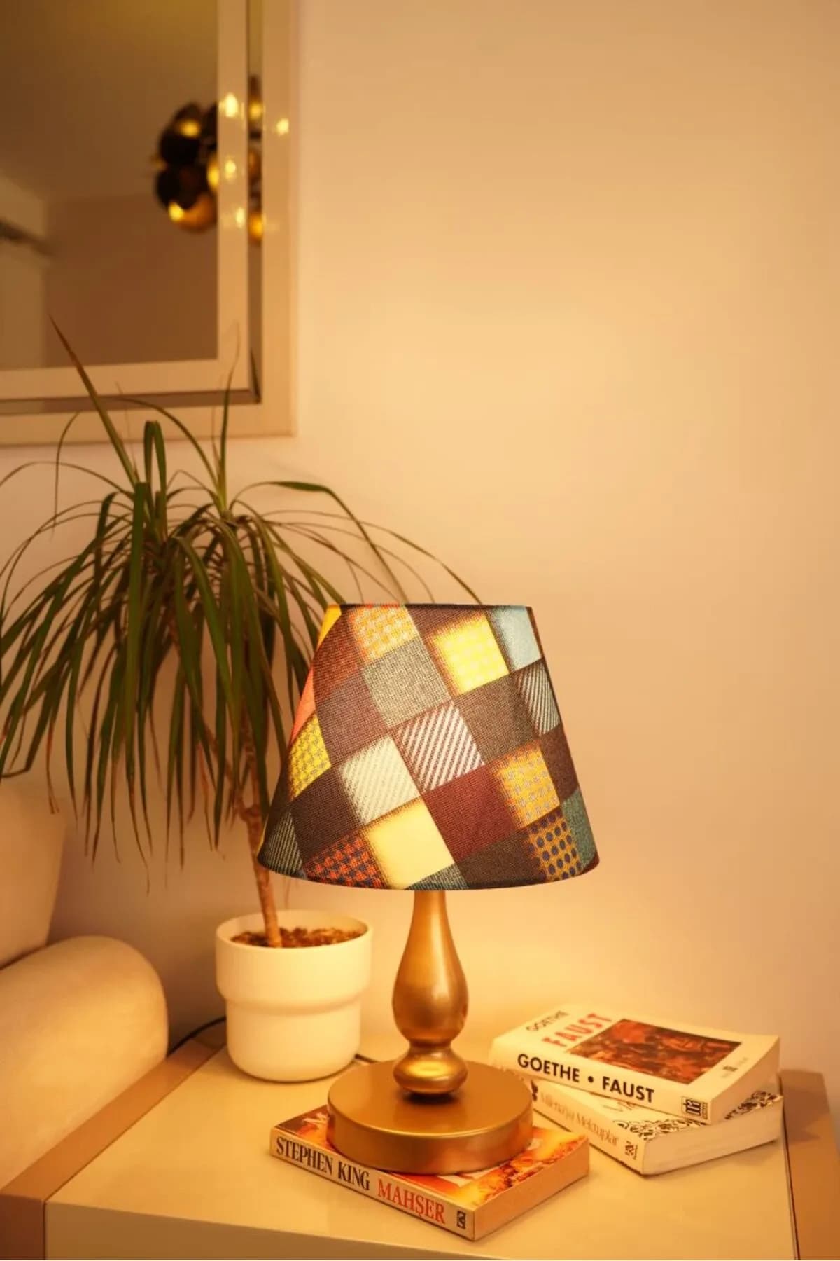 Eskitme Ayaklı Home Detaylı Masa Lambası Dekoratif Abajur Salon Yatak Odası