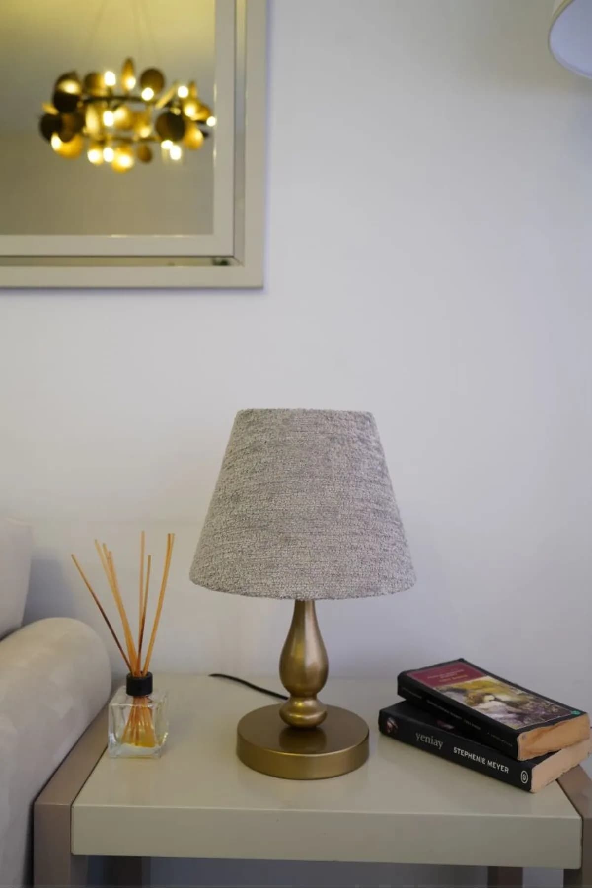 Eskitme Ayaklı Dokuma Şapkalı El Yapımı Şık Dekoratif Abajur Masa Lambası Salon Yatak Odası