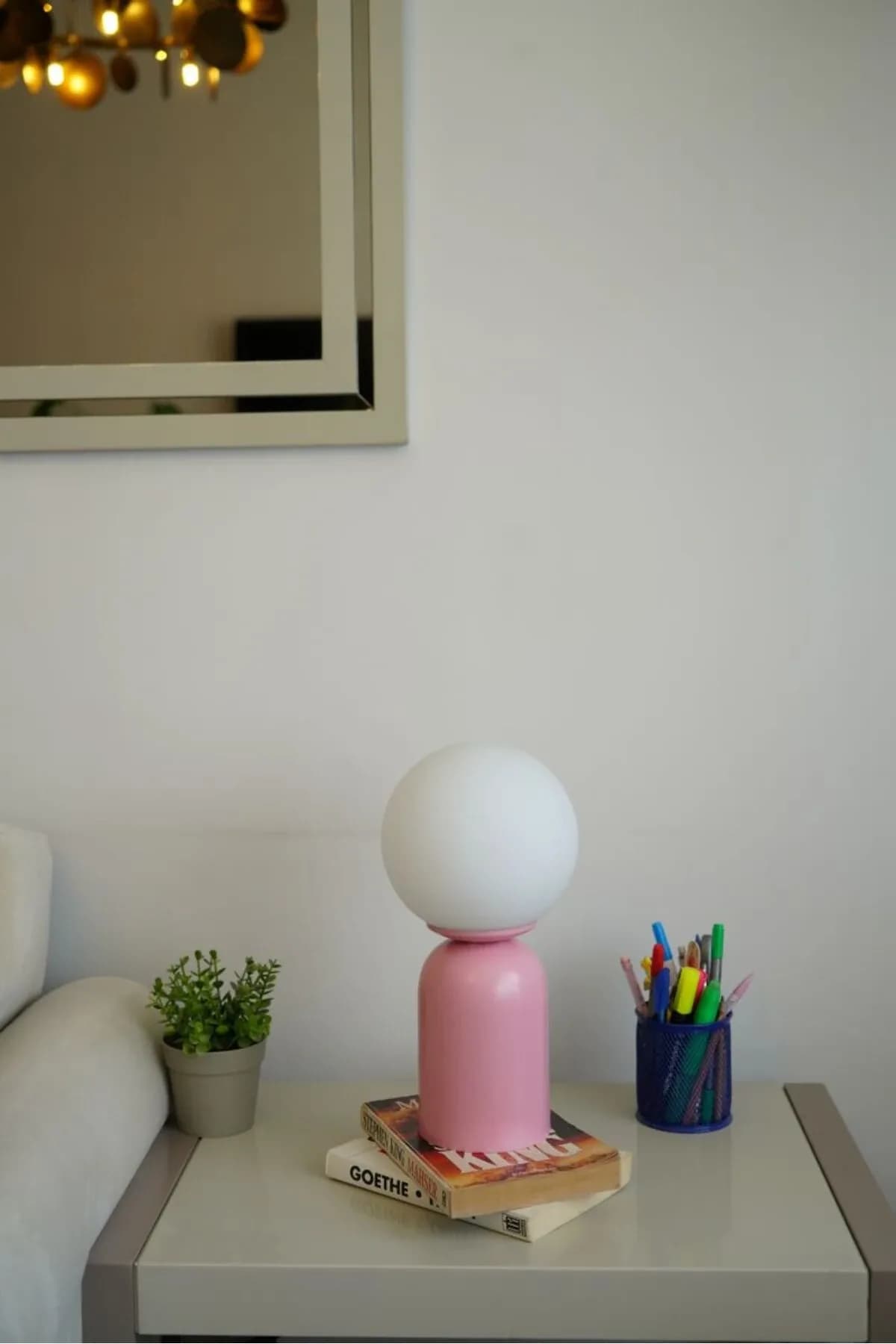 Eskitme Ayaklı Beyaz Opal Camlı Masa Lambası Abajur 1 Adet Salon Yatak Odası