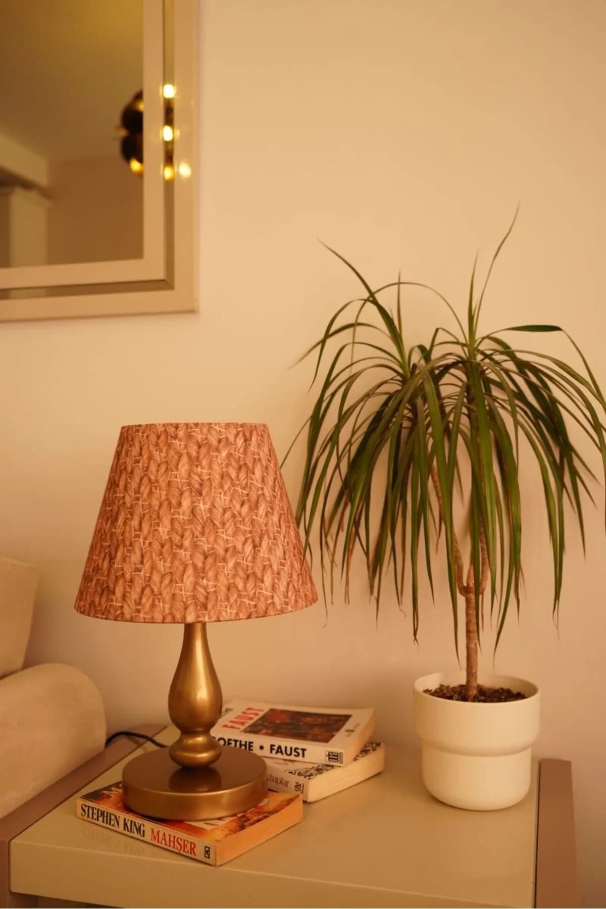 Eskitme Ayaklı Home Detaylı Masa Lambası Dekoratif Abajur Salon Yatak Odası