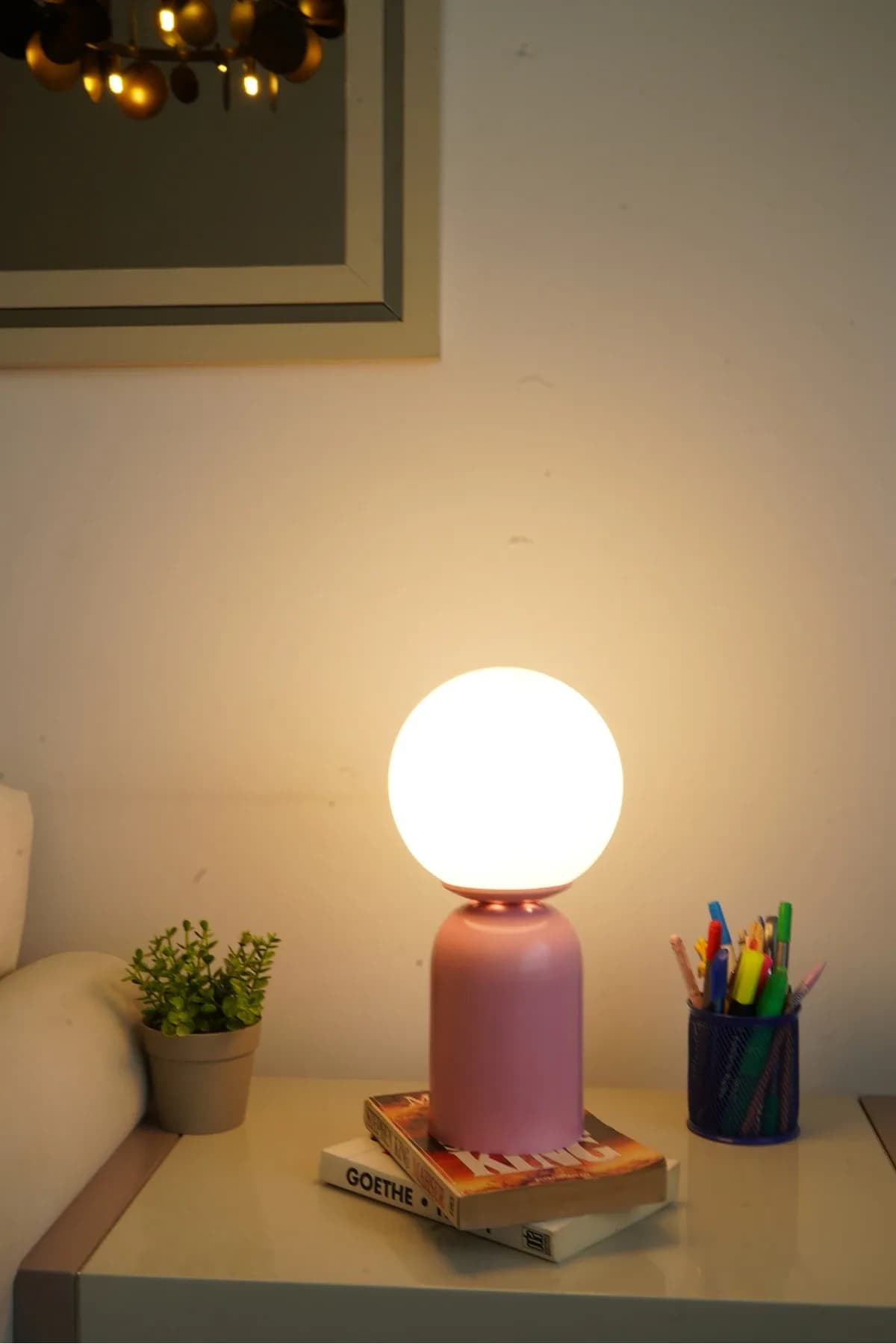 Eskitme Ayaklı Beyaz Opal Camlı Masa Lambası Abajur 1 Adet Salon Yatak Odası