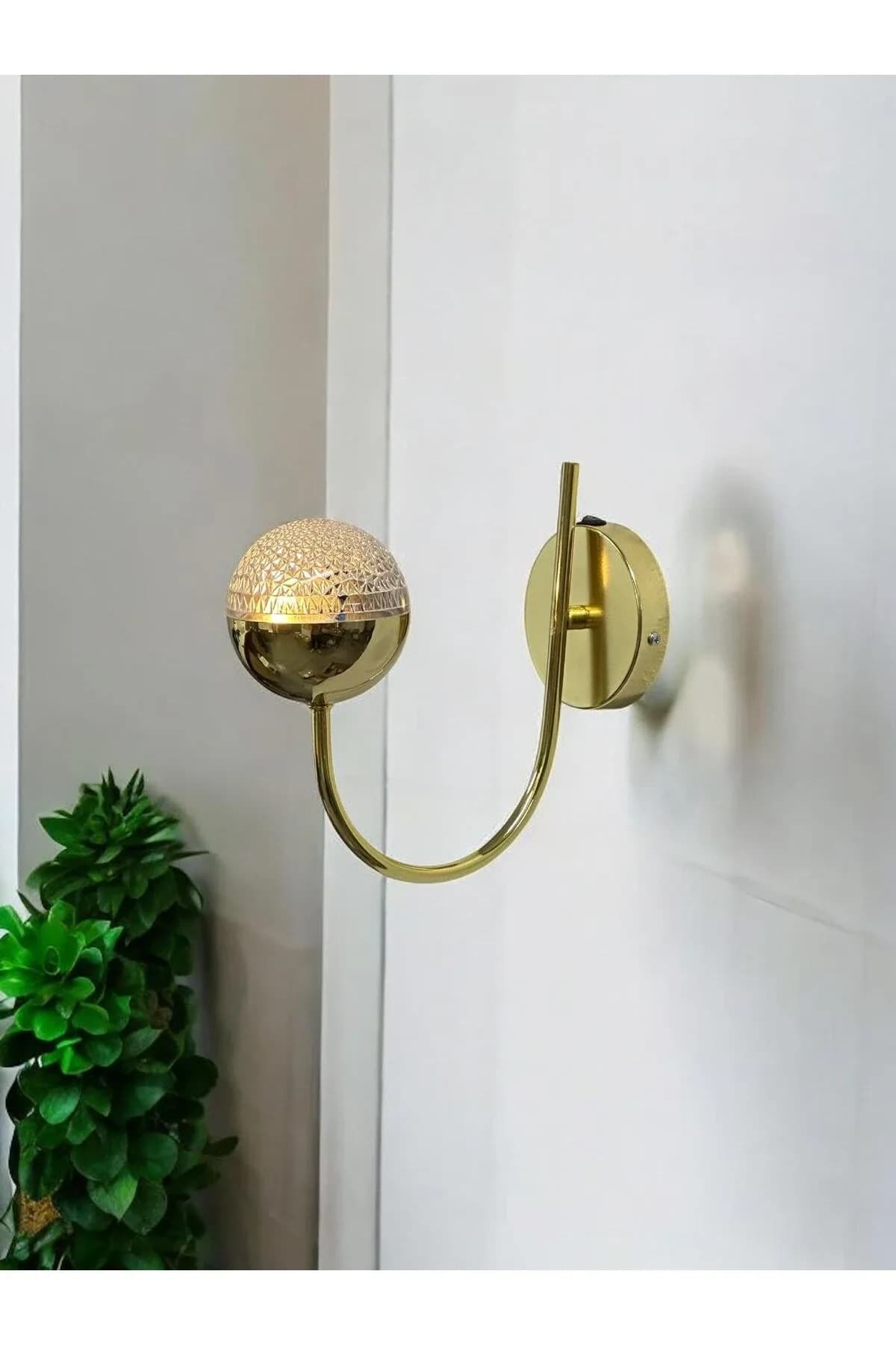Şeker Model U Kollu Gold Pilli 1 Adet Tak Çalıştır Yatak Odası Salon Duvar Aplik