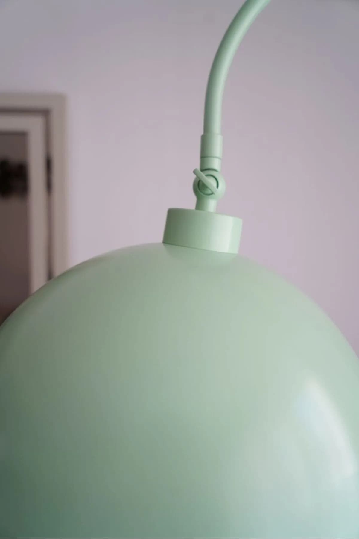 Mint Yeşil Renkli İçi Beyaz Oynar Başlıklı Dekoratif Şık Mantar Lambader Salon Yatak Odası